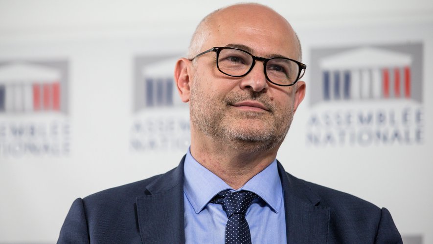 La déclaration d'intérêts de Laurent Pietraszewski "n'est pas claire à 100%" La déclaration d'intérêts de Laurent Pietraszewski "n'est pas claire à 100%"