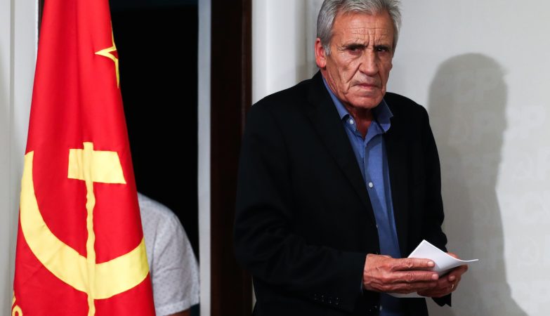 Le PCP accueille 1200 nouveaux membres, résultat des actions pour "renforcer le parti dans les entreprises et les lieux de travail" Le PCP accueille 1200 nouveaux membres, résultat des actions pour "renforcer le parti dans les entreprises et les lieux de travail"