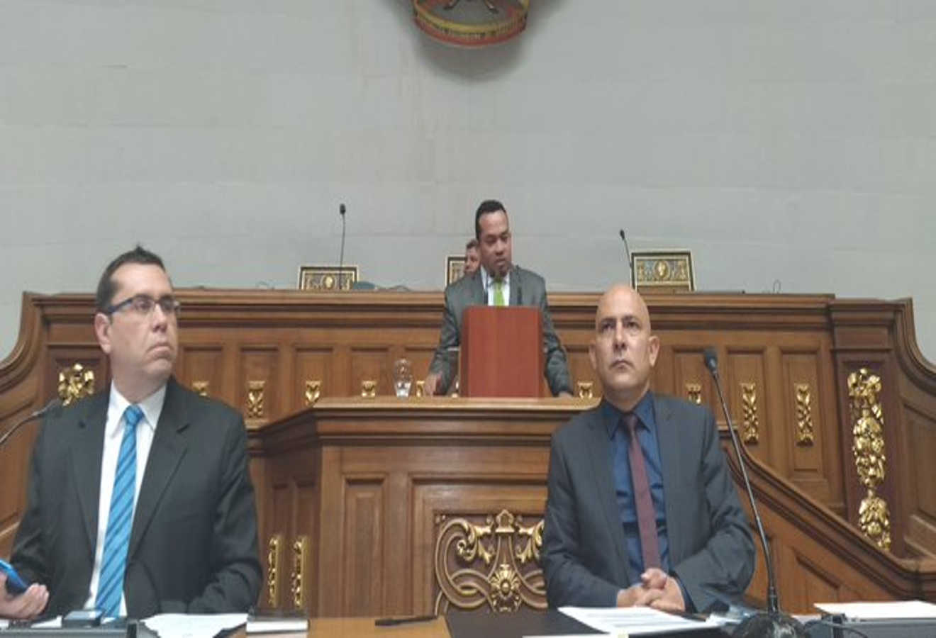 L'Assemblée nationale (dirigée par l'opposition) rejette les sanctions étasuniennes contre le Venezuela L'Assemblée nationale (dirigée par l'opposition) rejette les sanctions étasuniennes contre le Venezuela