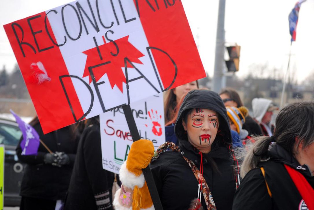 "Résister à l’État colonial", les jeunes communistes du Québec soutiennent la lutte des Wet’suwet’en