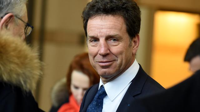 Le MEDEF veut un moratoire sur les lois environnementales et veut pouvoir polluer sans limite Le MEDEF veut un moratoire sur les lois environnementales et veut pouvoir polluer sans limite