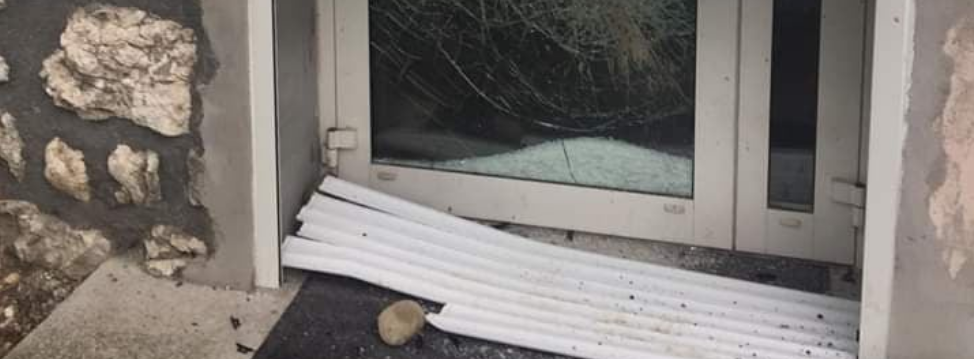 Vandalisme et tentative d’intrusion dans les locaux du PCF Savoie