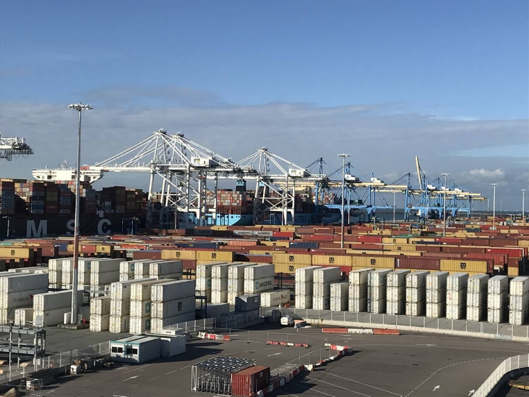 Après l’assassinat d’un docker, arrêt de travail de 24 heures sur le port du Havre