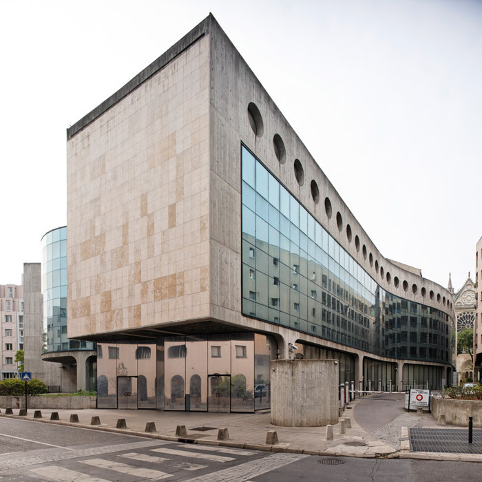 Le célèbre architecte brésilien Oscar Niemeyer est décédé à l'age de 104 ans Le célèbre architecte brésilien Oscar Niemeyer est décédé à l'age de 104 ans