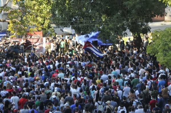 Mouvement de San Isidro à Cuba: la contre-attaque des jeunes communistes Mouvement de San Isidro à Cuba: la contre-attaque des jeunes communistes