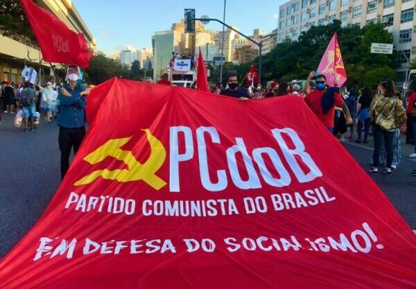 Les taches du PCdoB pour le 15ème congrès : Vaincre Bolsonaro, redynamiser le PCdoB