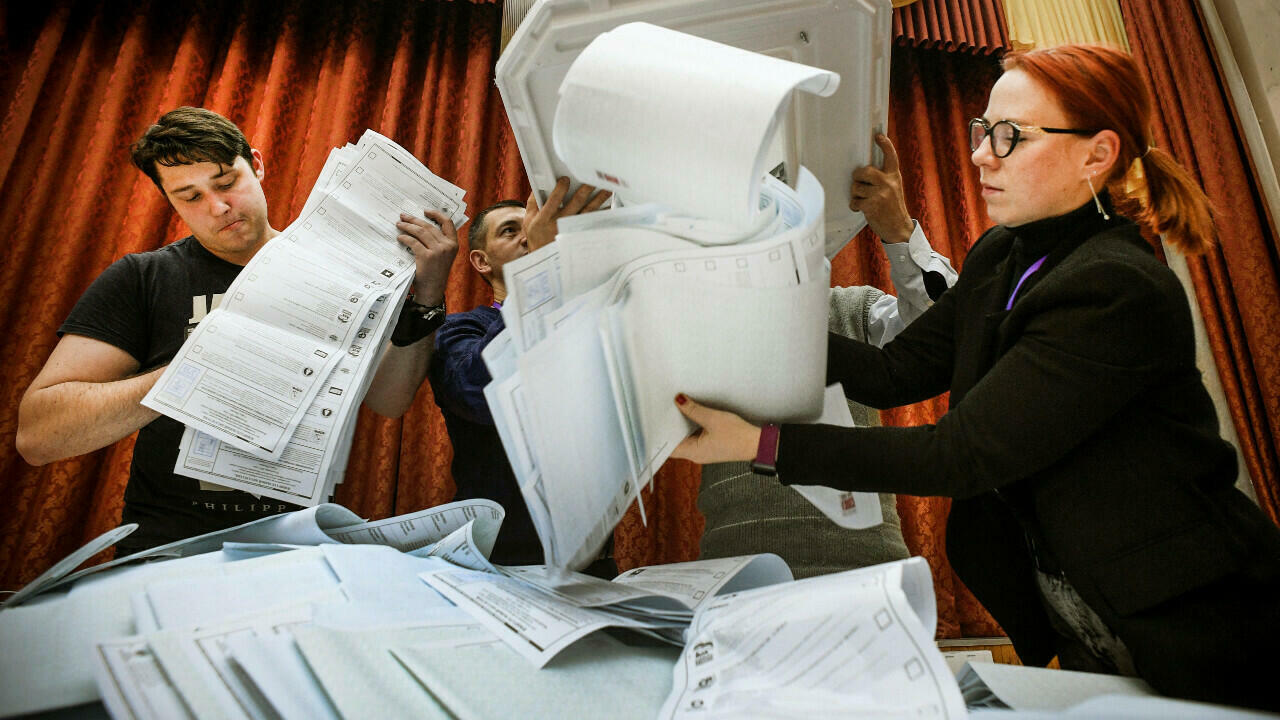 Sans surprise le tribunal de Moscou rejette les plaintes pour fraudes électorales déposées par le Parti communiste (KPRF) Sans surprise le tribunal de Moscou rejette les plaintes pour fraudes électorales déposées par le Parti communiste (KPRF)