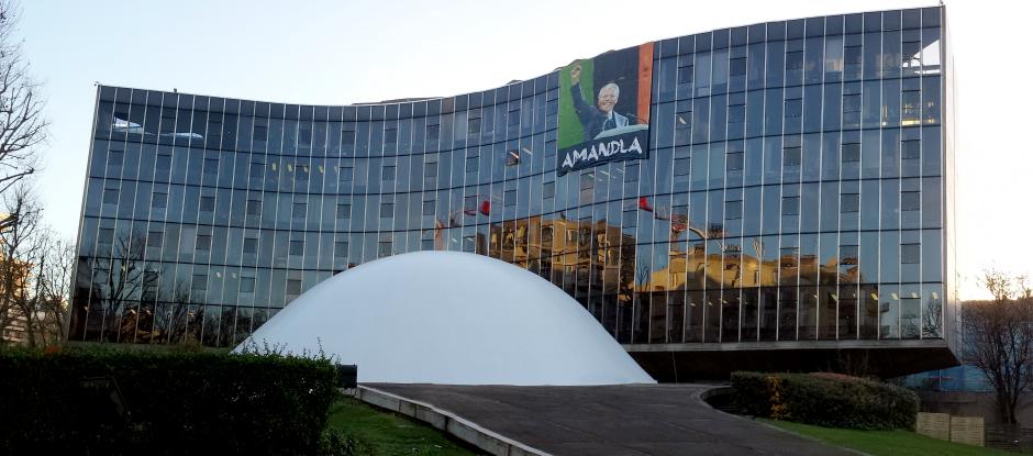 L'hommage du PCF à Nelson Mandela