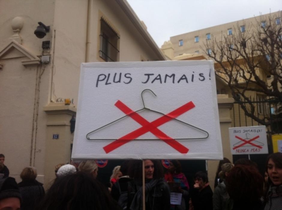 L'avortement est un droit (PCF) L'avortement est un droit (PCF)