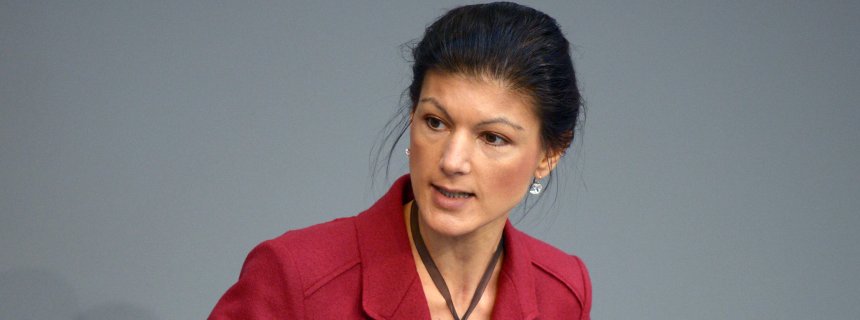 Sahra Wagenknecht (Die Linke) appelle à la dissolution de l'euro Sahra Wagenknecht (Die Linke) appelle à la dissolution de l'euro