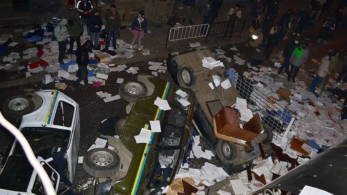 Ukraine : Lvov, ville sous le contrôle de l'opposition, sombre dans l'anarchie