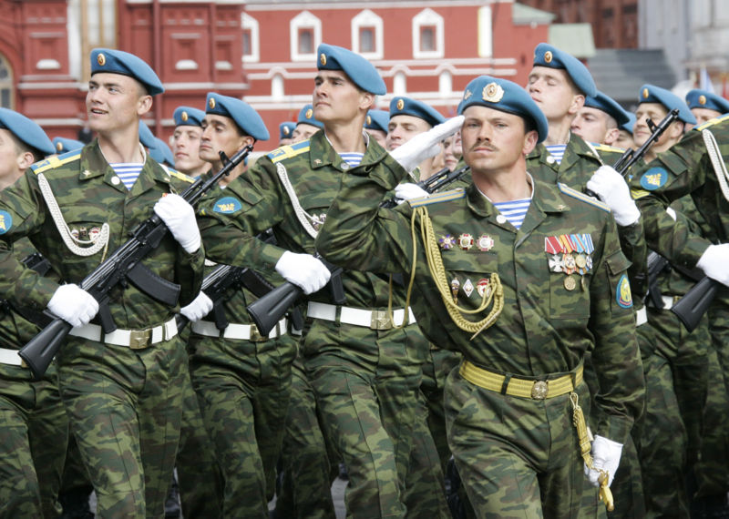 Poutine propose d'utiliser l'armée russe sur le territoire ukrainien pour régler la situation politique dans ce pays