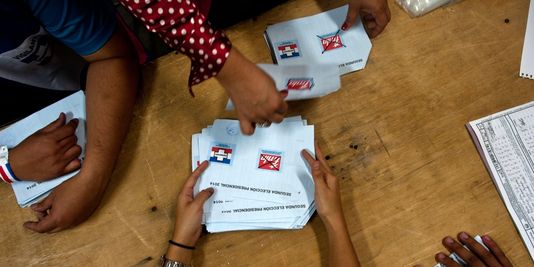 Victoire des sandinistes (FMLN) aux élections présidentielles du Salvador