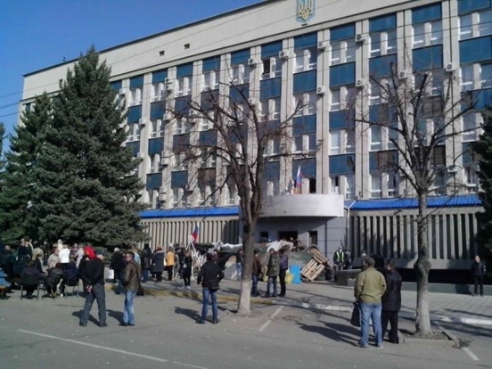 Ukraine : Le Donbass en situation insurrectionnelle - le point sur Lugansk