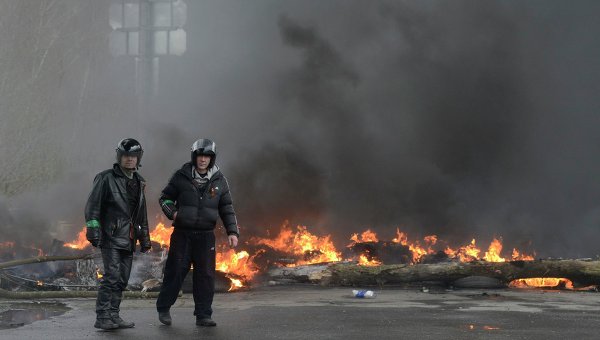 Ukraine : Les putschistes de Kiev déclenchant un massacre à Slaviansk