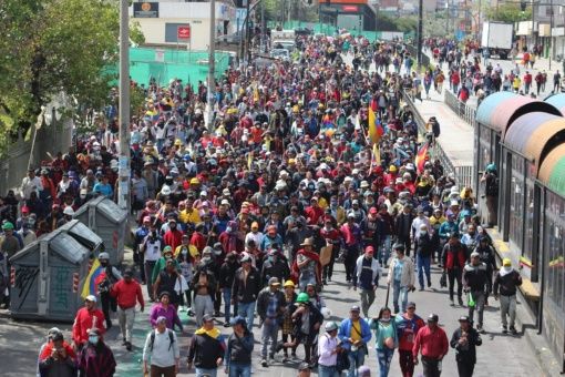 La grève générale et les manifestations se poursuivent en Equateur