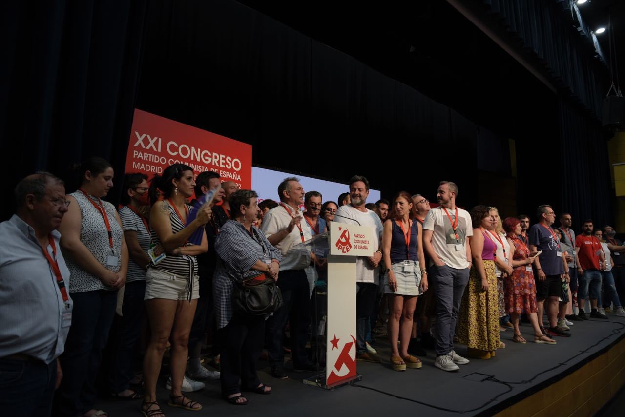 Enrique Santiago réélu difficilement à la tête du Parti Communiste d'Espagne Enrique Santiago réélu difficilement à la tête du Parti Communiste d'Espagne