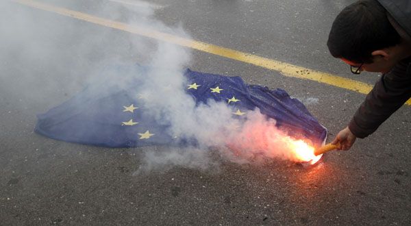 De plus en plus de Français favorables à une sortie de l'UE (sondage) De plus en plus de Français favorables à une sortie de l'UE (sondage)