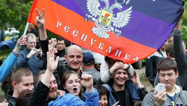 Donetsk/Ukraine : 89,7% des votants disent oui à l'indépendance et non au fascisme