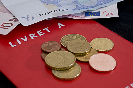 Baisse du livret A: c'est bon pour la finance? (PCF)