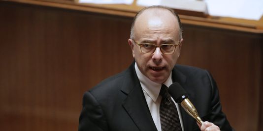 Bernard Cazeneuve (PS) fait interdire la manifestation de solidarité pour les palestiniens