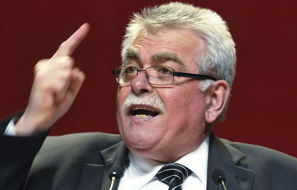 André Chassaigne : "interdire les manifestations pro-palestiniennes, une erreur très grave" André Chassaigne : "interdire les manifestations pro-palestiniennes, une erreur très grave"