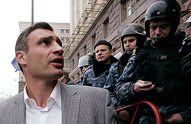 Ukraine : La sinistre place Maïdan s'embrase de nouveau