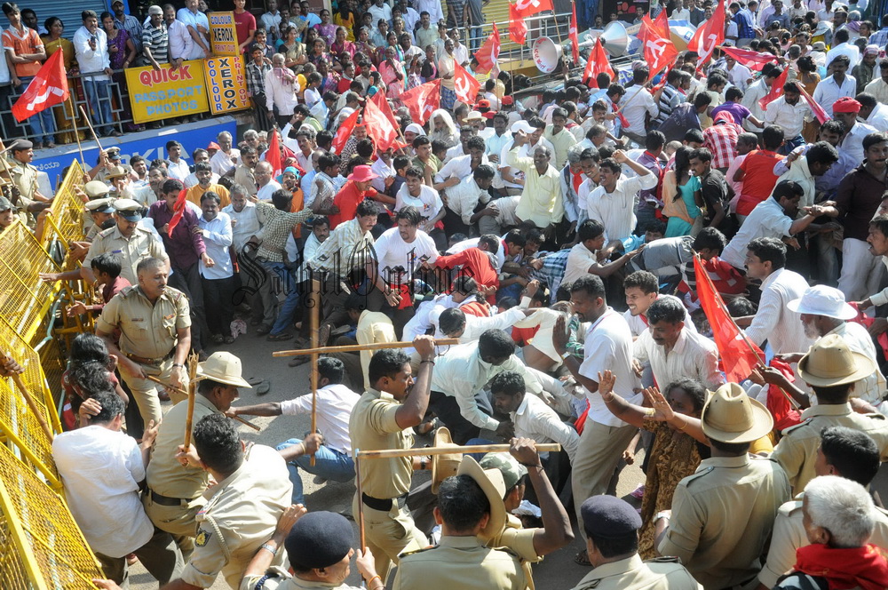 Inde : L'horreur de l'anticommunisme au Bengale-occidental Inde : L'horreur de l'anticommunisme au Bengale-occidental