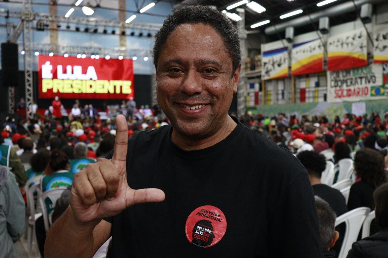 Orlando Silva (PCdoB) retrouve son siège au Parlement
