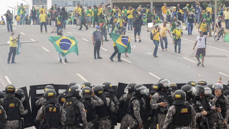 Les syndicats brésiliens exigent des mesures énergiques contre les actes terroristes