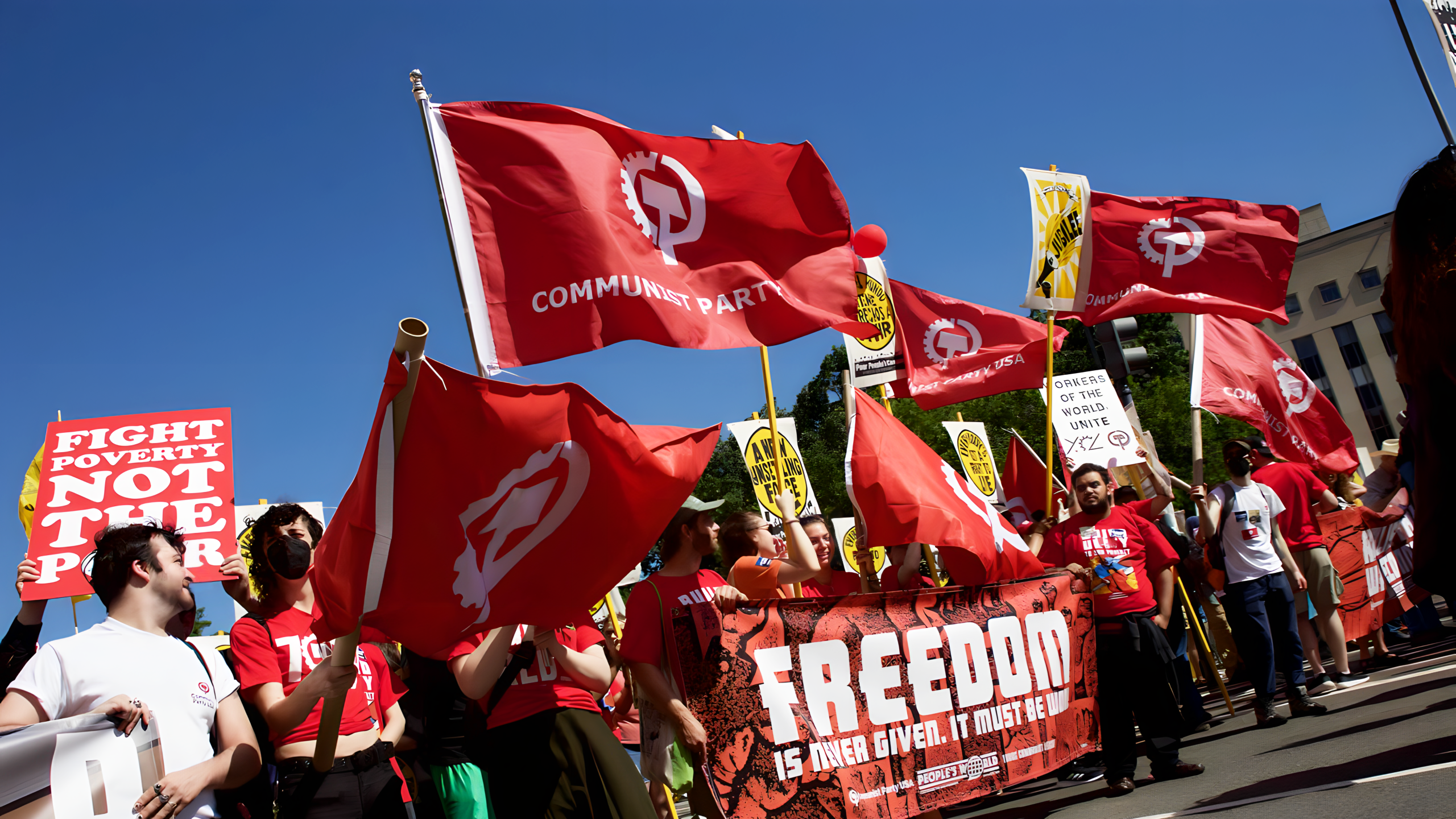 8000 adhésions au Parti Communiste des États-Unis entre 2020 et 2022