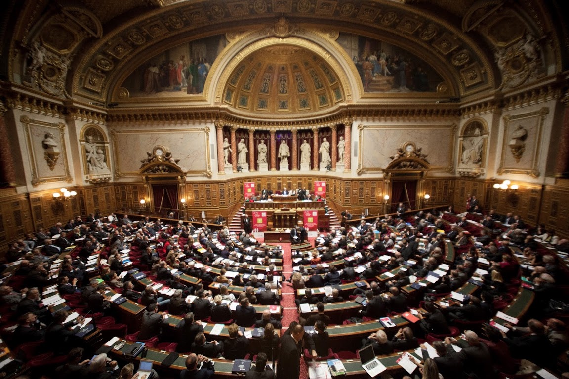 Sénatoriales: pour le PCF, "une nouvelle défaite pour le gouvernement Valls"