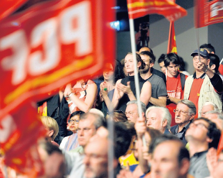 Après le show de Hollande, la réplique en actes du PCF