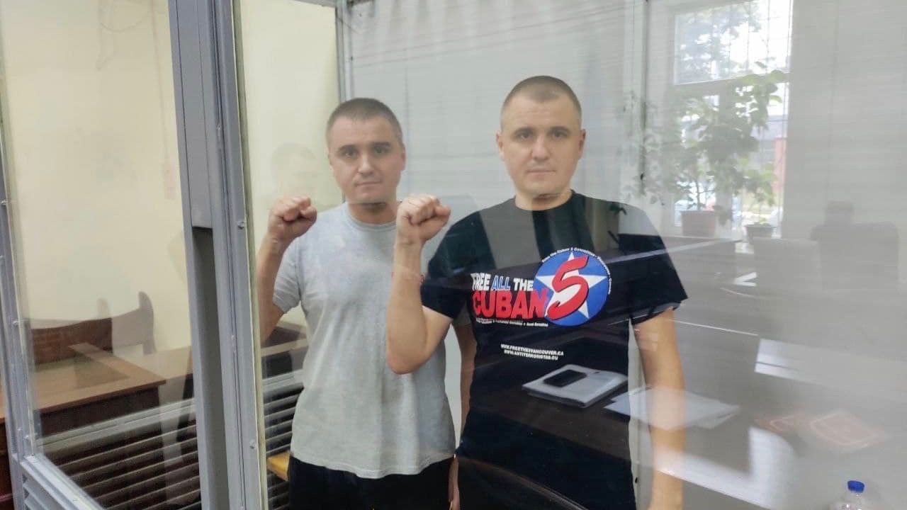Les militants communistes Aleksander et Mikhail Kononovich font face à des menaces de mort en Ukraine Les militants communistes Aleksander et Mikhail Kononovich font face à des menaces de mort en Ukraine