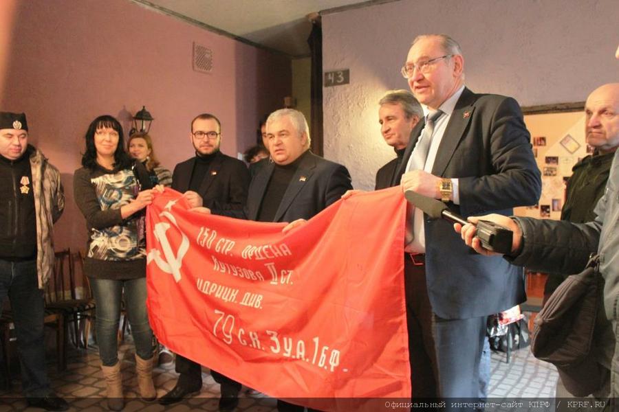 Donbass : Les communistes (UPC-PCUS) entendent continuer d'apporter de l'aide humanitaire Donbass : Les communistes (UPC-PCUS) entendent continuer d'apporter de l'aide humanitaire