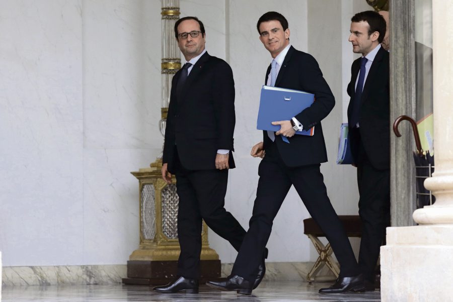 Les députés communistes et progressistes cherchent une parade au 49-3 Les députés communistes et progressistes cherchent une parade au 49-3