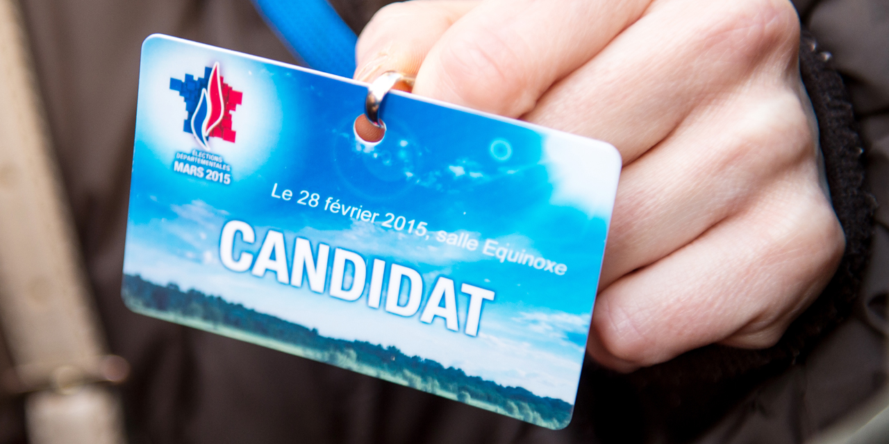 D'anciens membres du FN accusent la secrétaire nationale aux fédérations de vouer un culte à l'Allemagne nazie D'anciens membres du FN accusent la secrétaire nationale aux fédérations de vouer un culte à l'Allemagne nazie