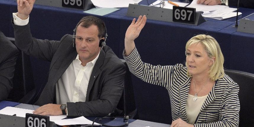 Egalité hommes-femmes : au Parlement européen, le FN vote contre...