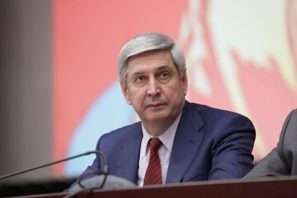 "Les communistes en Ukraine se retrouveront seulement renforcés" (KPRF)