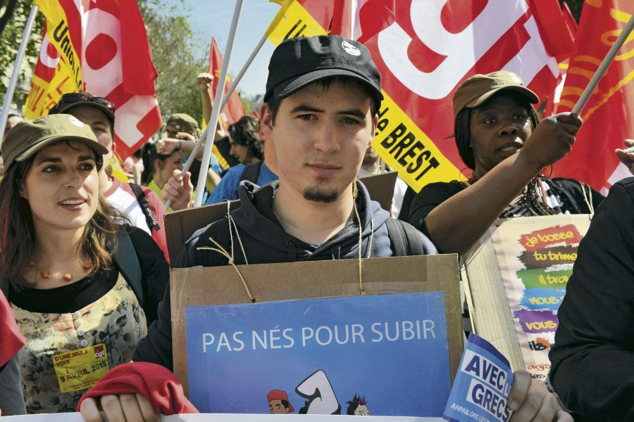 Salariés du privé et du public investissent dans leurs revendications Salariés du privé et du public investissent dans leurs revendications