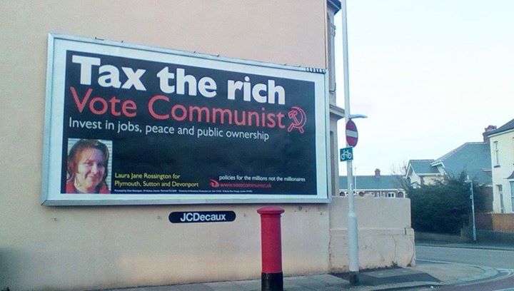 "Tax the rich, vote communist" affichent les communistes britanniques "Tax the rich, vote communist" affichent les communistes britanniques