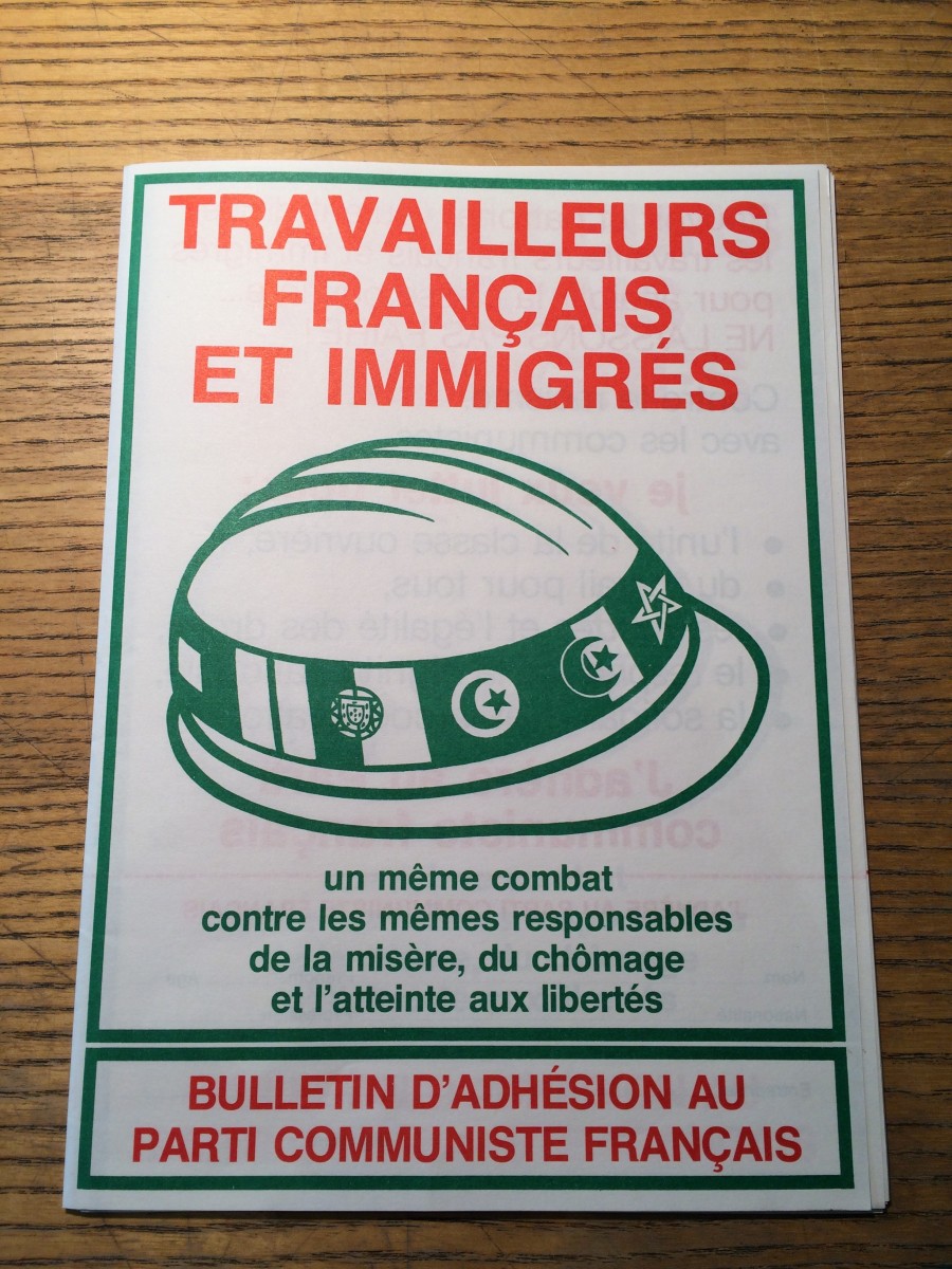 Nous sommes allés voir à quoi ressemblent vraiment les tracts dans les archives du PCF à Bobigny
