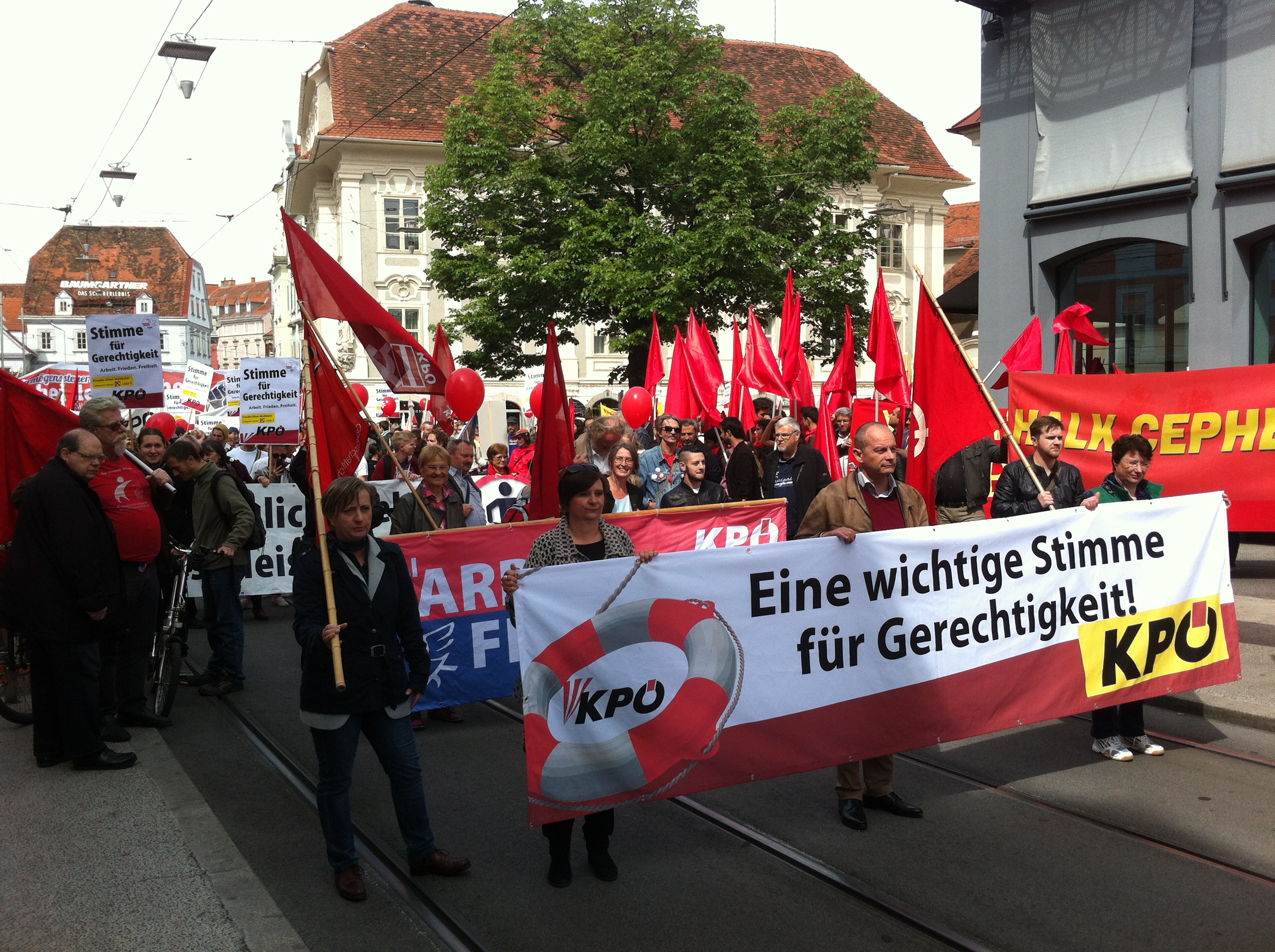 Aux côtés des communistes de Graz (KPÖ) pour le 1er mai (1/2) Aux côtés des communistes de Graz (KPÖ) pour le 1er mai (1/2)