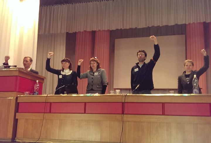 Ils sont venus soutenir les communistes de Lugansk Ils sont venus soutenir les communistes de Lugansk