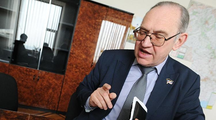 "Nous sommes devenus un véritable Etat" (Boris Litvinov) "Nous sommes devenus un véritable Etat" (Boris Litvinov)