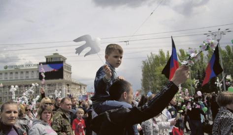 Un an plus tard, la République populaire de Donetsk se veut indépendante