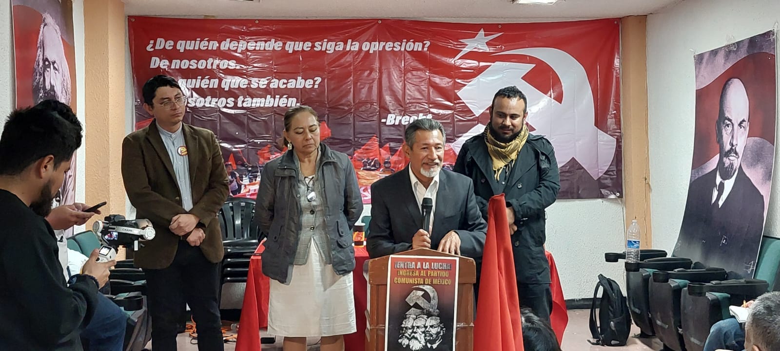 Le communiste Marco Vinicio Dávila Juárez se présente pour les élections présidentielles du Mexique