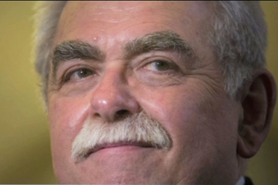 André Chassaigne : "Nous boycottons Manuel Valls qui a bafoué la démocratie" André Chassaigne : "Nous boycottons Manuel Valls qui a bafoué la démocratie"