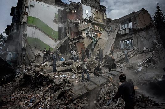 En Ukraine, l'armée accusée d'avoir tué des civils à Donetsk