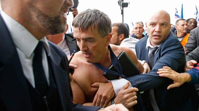 La CGT ne condamne pas les violences à Air France : "Perdre (son) boulot, ça c'est violent"